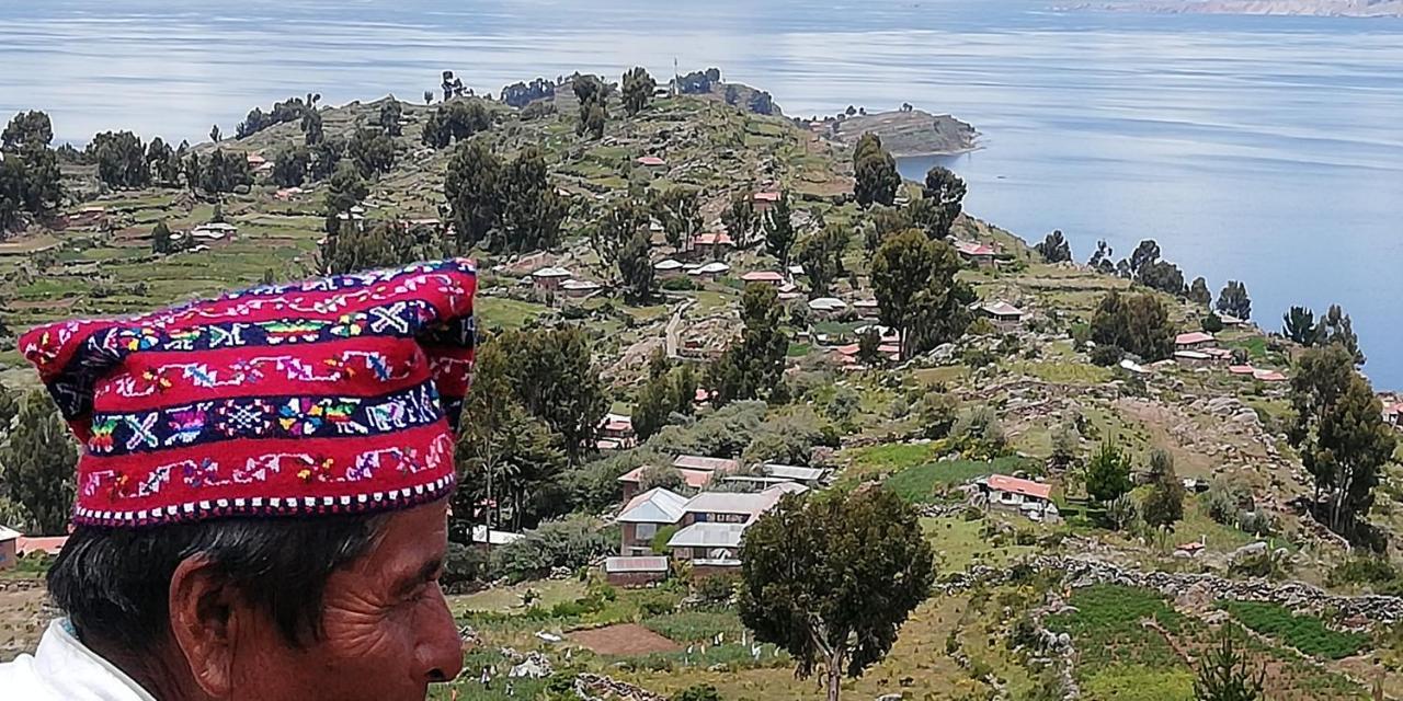 Taquile Hospedaje Mario Huillanopampa Exteriör bild