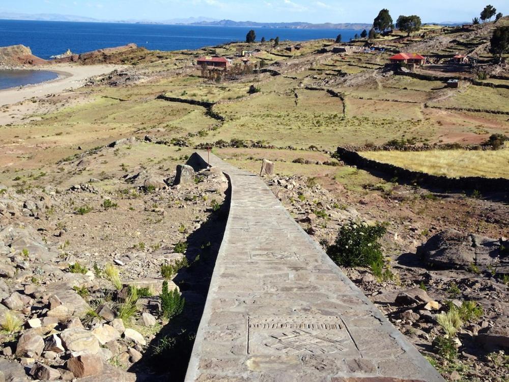 Taquile Hospedaje Mario Huillanopampa Exteriör bild